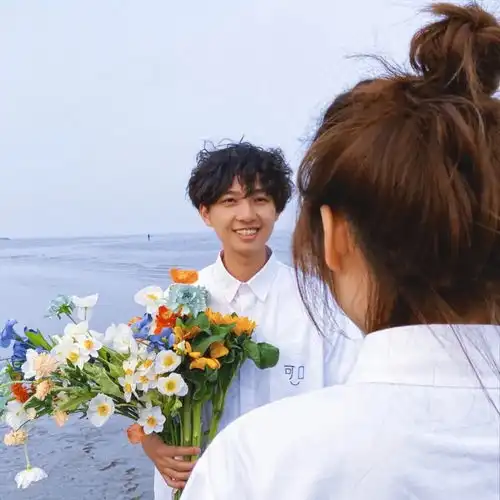 真人情头愿你眼角带笑梢星河入梦