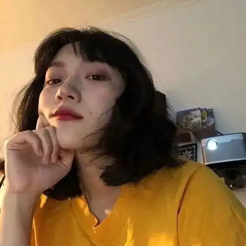 破碎感女生头像真人黑系