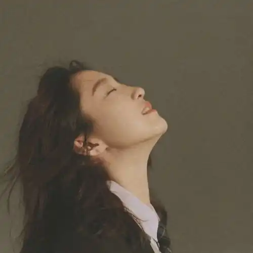 ins头像动漫高级感女情
