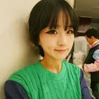 我爱笑不代表我很好韩系娇小玲珑的唯美女生头像