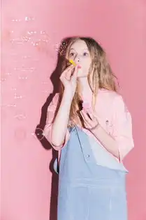 欧美女孩粉色系蓝衣墙纸wallpaper金堆糖,美好生活研究所