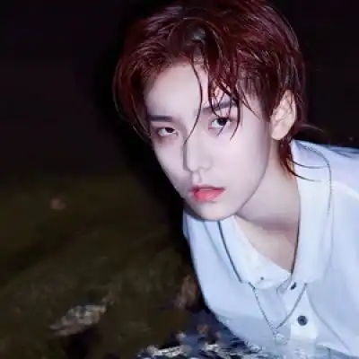 丧系小众头像真人男生