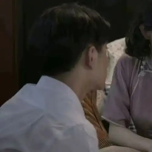 情侣头像禁欲系真人身材