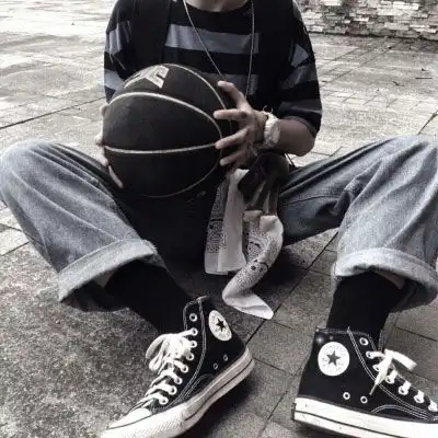 冷酷系头像男帅气篮球少