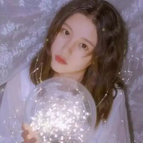 女生头像愿时光不被辜负,愿你不再孤独