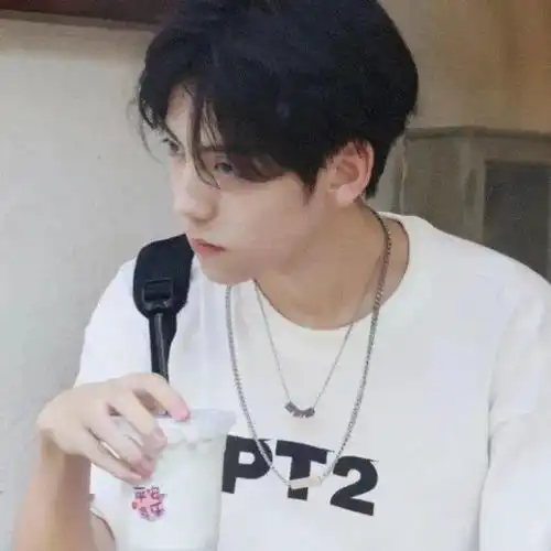 小众男头小表情头像