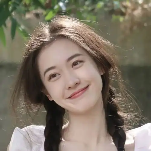 招桃花女生头像因你心动爱不停歇