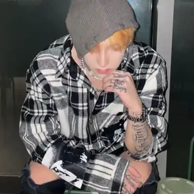 蓝色系头像高级感男生时