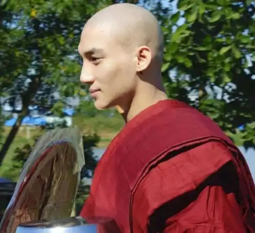 最能驾驭僧系风格的男性都长着一张什么样的脸