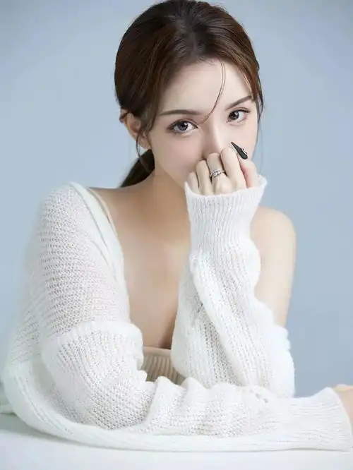 冬日白色清冷系写真