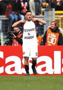 国米高调抢人打响德比前哨战