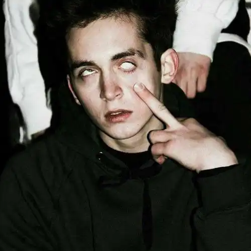 100个沙雕可爱的昵称三生三世十里逃花呗