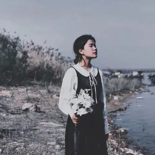 清新可爱的小雏菊真人女生头像