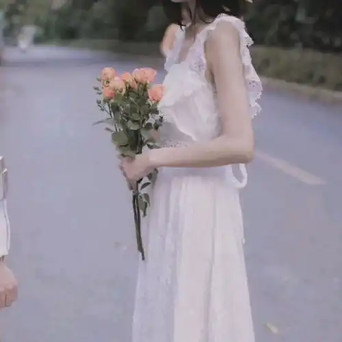 有什么很小众的情侣网名吗