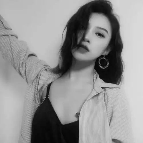 致女人,你就是女王,你就是女神