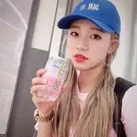 呆萌头像女生真人04后微信头像图片大全