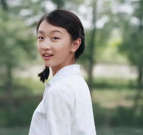 利益面前狼也能感动美女谋女郎周冬雨张艺谋不是骗子