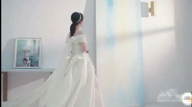 杨紫绝美婚纱造型