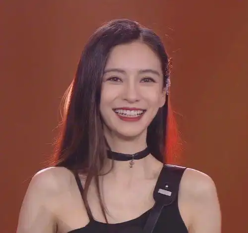 黄晓明杨颖离婚19年最后一次公开合体,曾因李菲儿引发全网争议