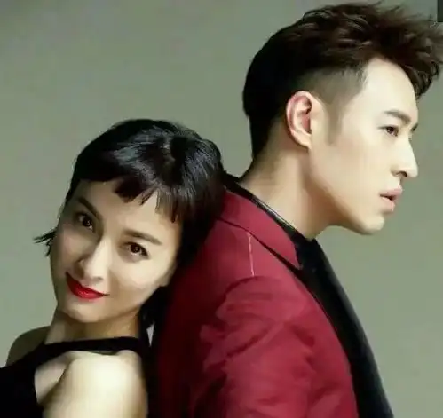 40岁潘玮柏官宣结婚网友评论不是吴昕吗