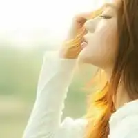 侧脸闭眼女生白色头像