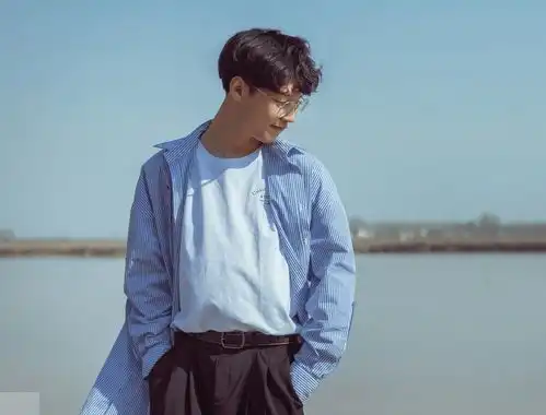 男生初秋怎么穿才帅气长裤搭配衬衫t恤,打造简约日系男友风