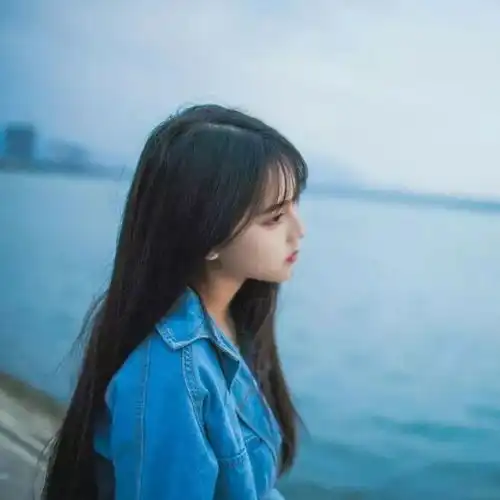 错过很难刷到的治愈系头像女生