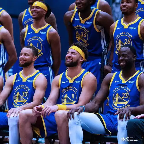 双方各退一步,勇士扶正普尔完美替代库里,汤普森应该给你让位