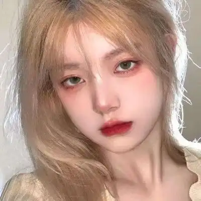 网易云热评耳朵痛了就把耳机拔下来,眼睛疼了就闭眼休息一下,王者玩腻