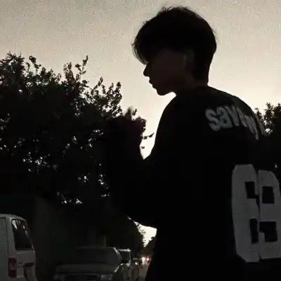 ins意境风男生头像