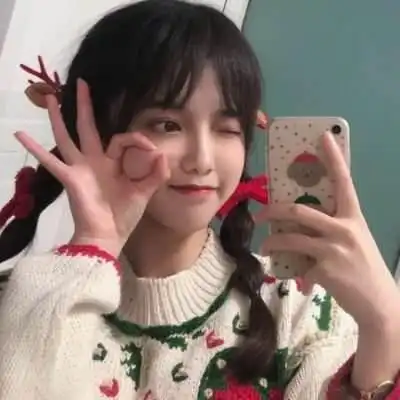 萌系头像女生真人遮脸整