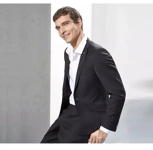 男士如何将商务西装穿的让男人气度不凡