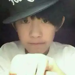 能不能给我发下易烊千玺的图片