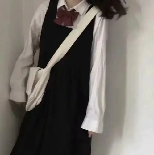 仙女系不露脸女生头像相爱没有那么容易,每个人都有自己的手机