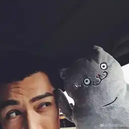 在香港,最懂穿搭的可不只有余文乐