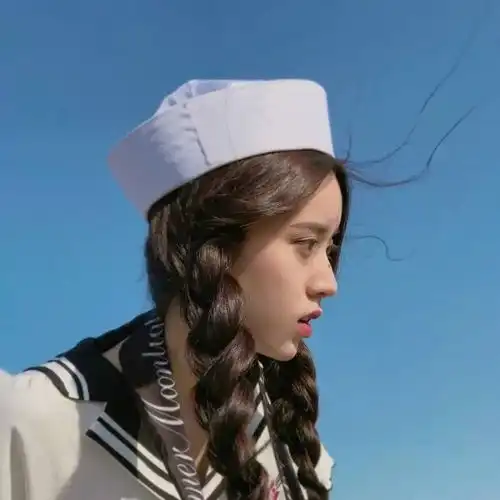 女生头像年少的我们喜欢一个人