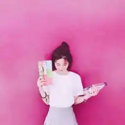 2018qq情侣头像一男一女分开韩系清晰图片眼前人是心上人
