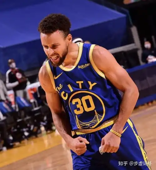 在库里疾风骤雨的进攻下,快船进退失据