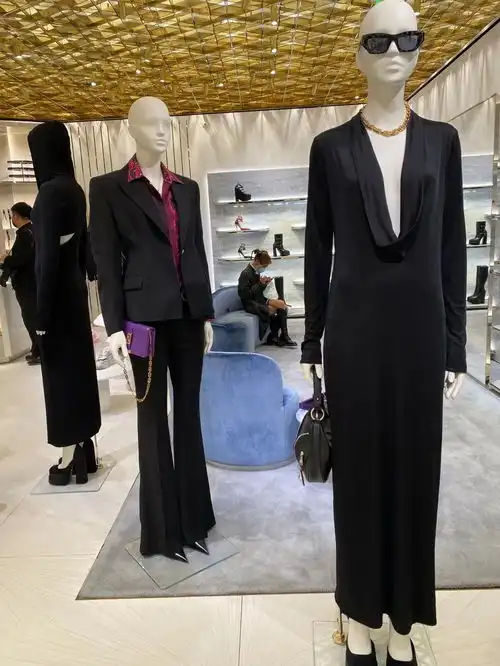 omg孙怡怎么长这样啦白雪公主歧视亚裔