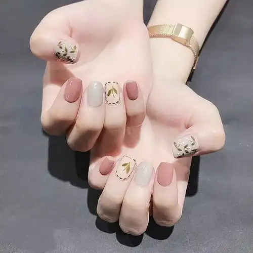 豆沙色美甲,温柔又仙气