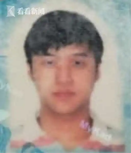 华裔男子瀑布下打坐水中练憋气疑似呛水不治身亡