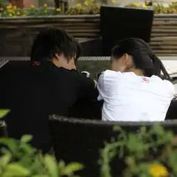 乐度手绘牵手情侣系列男装短袖t恤白色1019mb2g