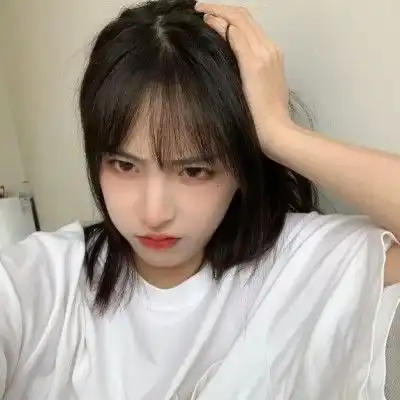 网红女生头像我不想那么喜欢你