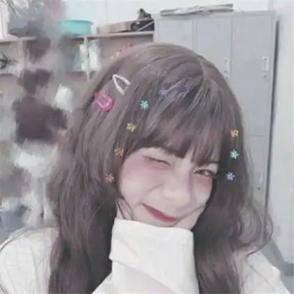 qq女生头像可爱,韩系爱搞怪系的女生
