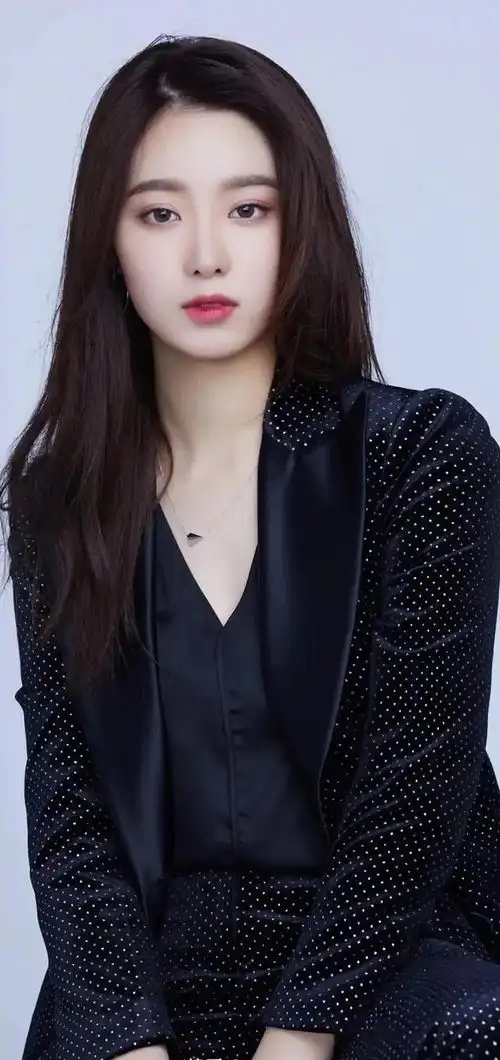 甜美系女孩徐艺洋