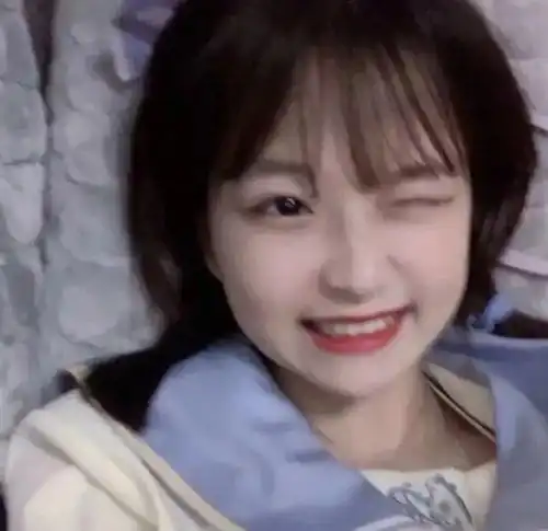 超级喜欢的高质量女头小朋友别灰心你就一个你很特别