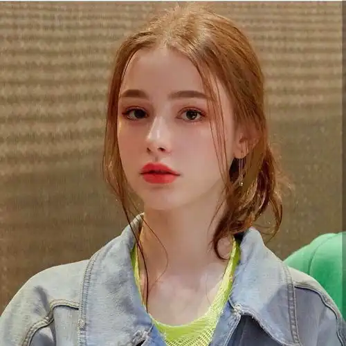 运动系女生头像真人头像