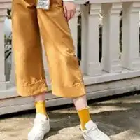 阔腿裤头像女穿阔腿裤的女生头像