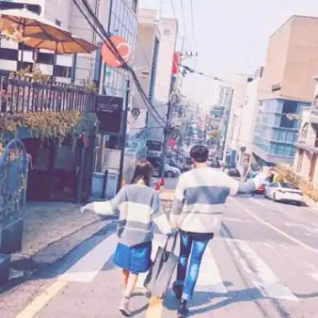 高清情侣头像双人两张,两个人的喜悦才是最美的