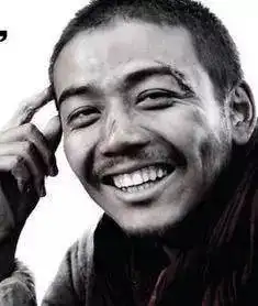 为什么人人都想睡骚浪贱小包总